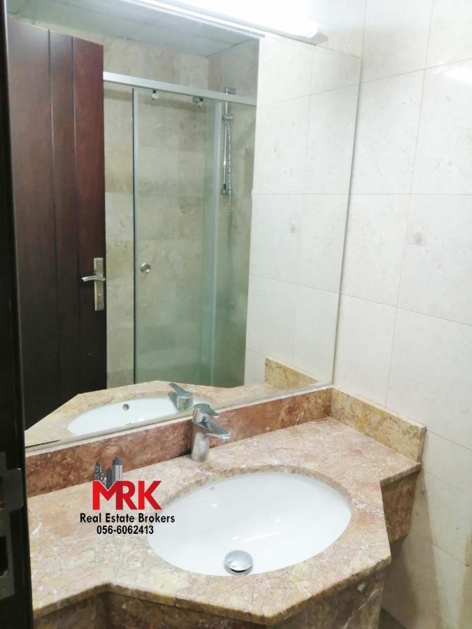 Studio Apartment Dubai Bagian luar foto